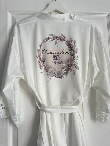 Wreath design Wedding lace robe